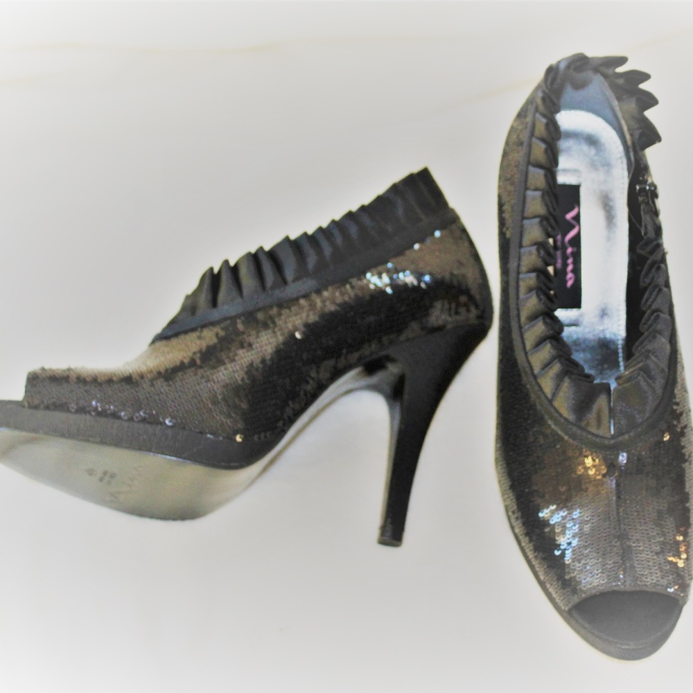 Nina Peep Toe Sequin Booties Brand New